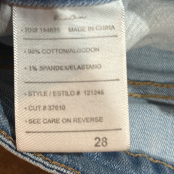 Women’s KanCan jeans size 28 inseam measures about 24” - Picture 5 of 8